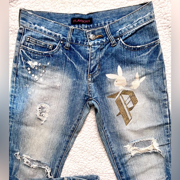 Barely Used: PLAYBOY LADIES JEANS.Rugged style jeans. - Picture 2 of 4